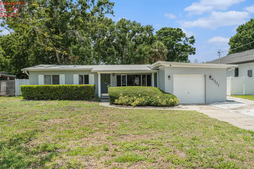 573 Boca Ciega Point Blvd