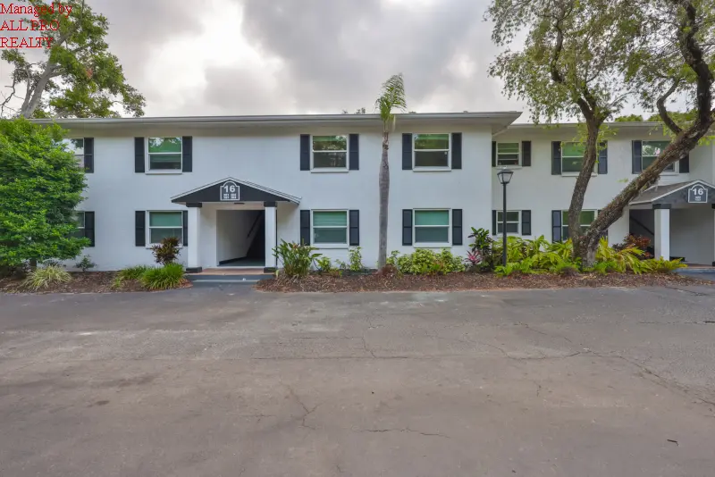 573 Boca Ciega Point Blvd