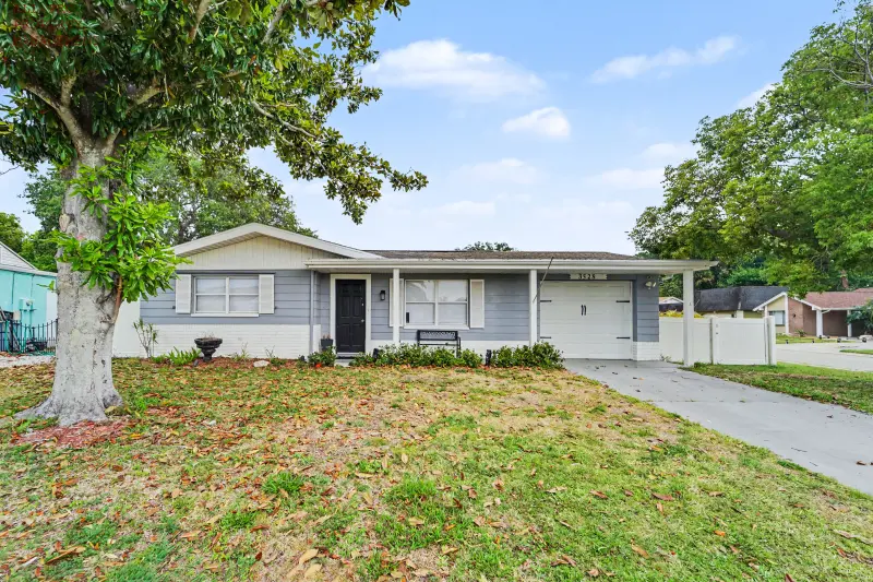 573 Boca Ciega Point Blvd